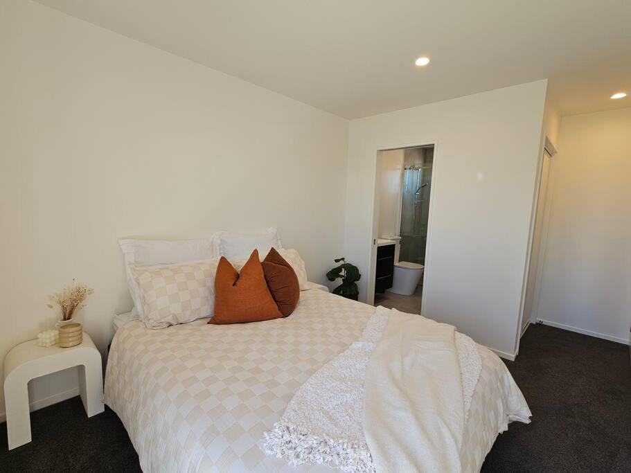 Cosy Central Home - Walk To Cbd & Free Escooters! Κράισττσερτς Εξωτερικό φωτογραφία