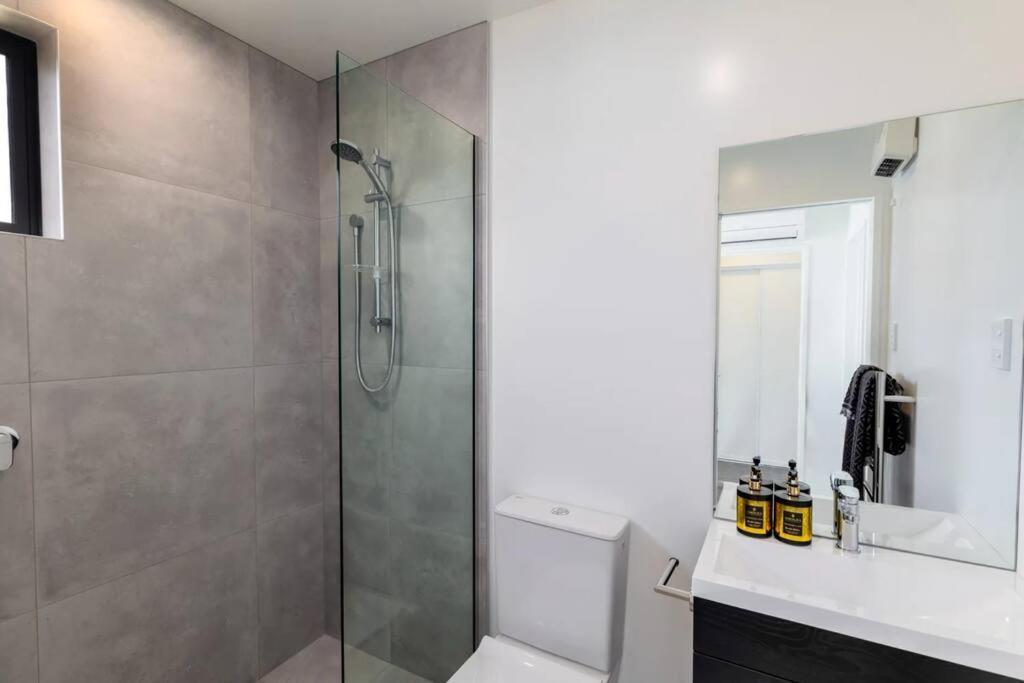 Cosy Central Home - Walk To Cbd & Free Escooters! Κράισττσερτς Εξωτερικό φωτογραφία