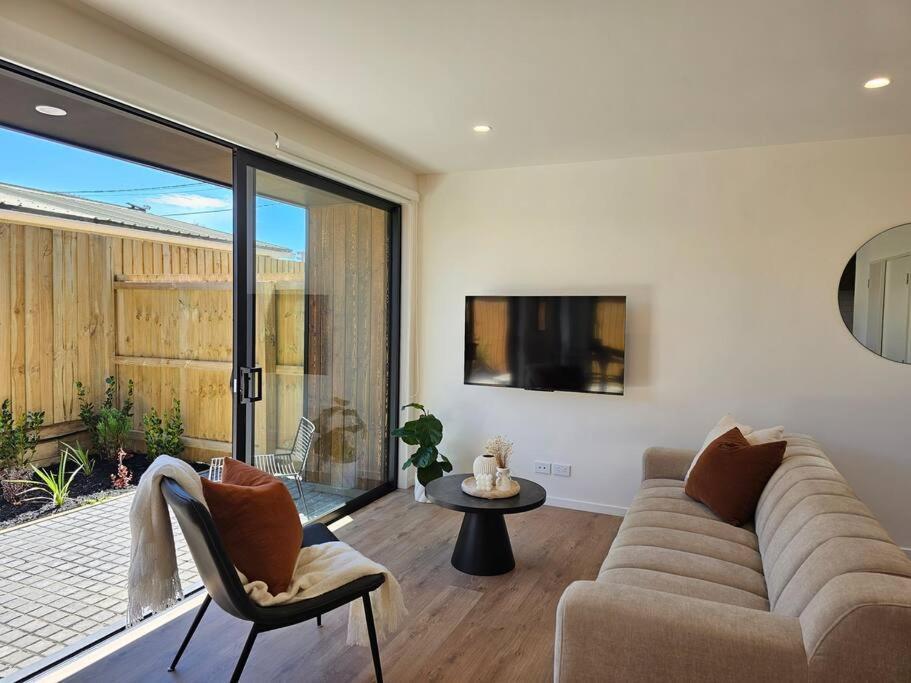 Cosy Central Home - Walk To Cbd & Free Escooters! Κράισττσερτς Εξωτερικό φωτογραφία
