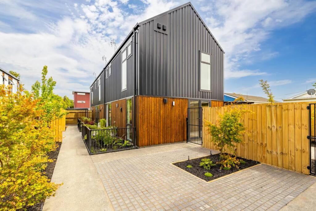 Cosy Central Home - Walk To Cbd & Free Escooters! Κράισττσερτς Εξωτερικό φωτογραφία
